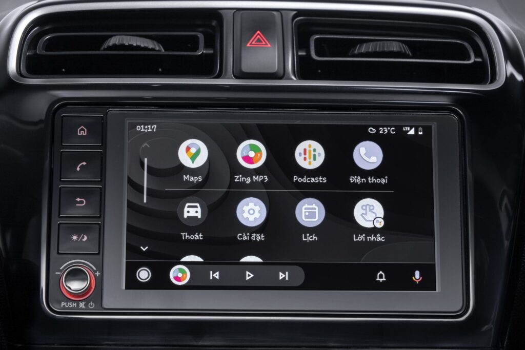 DVD với màn hình cảm ứng 7 inches hỗ trợ kết nối Android Auto và Apple CarPlay